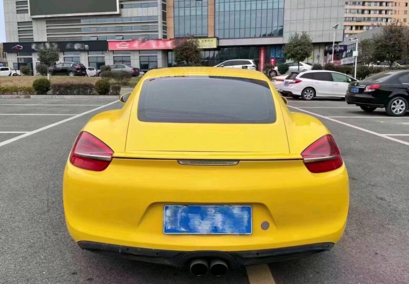 宜昌14年保時捷卡曼9