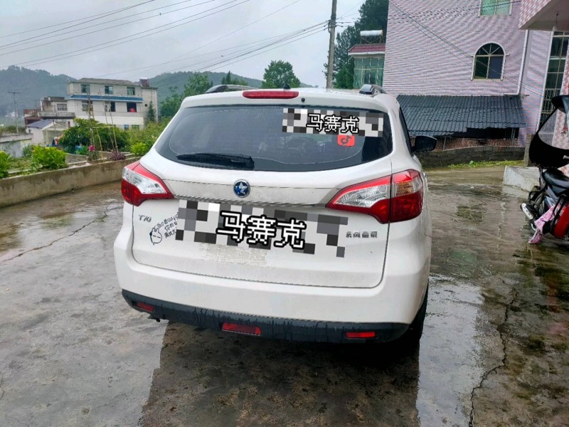 黔南16年啟辰T702