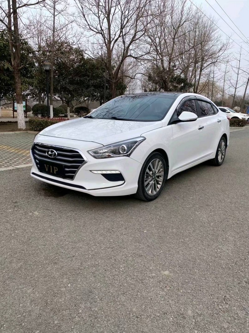 徐州19年现代名图8