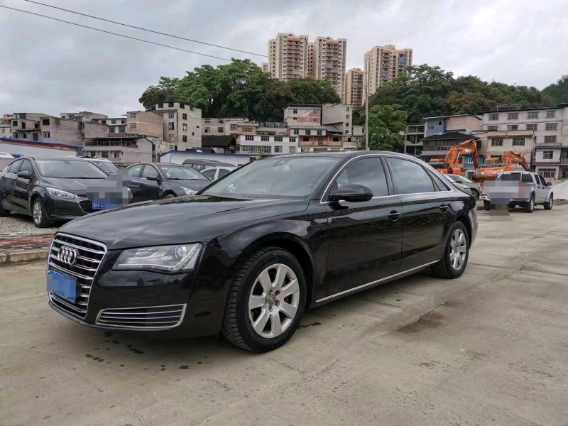 銅仁14年奧迪A8L2