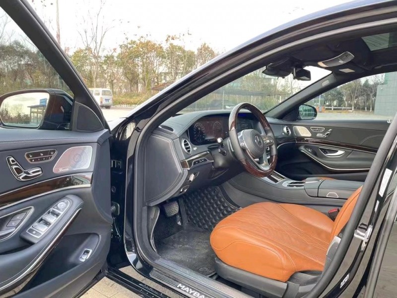 盐城21年奔驰迈巴赫S级4