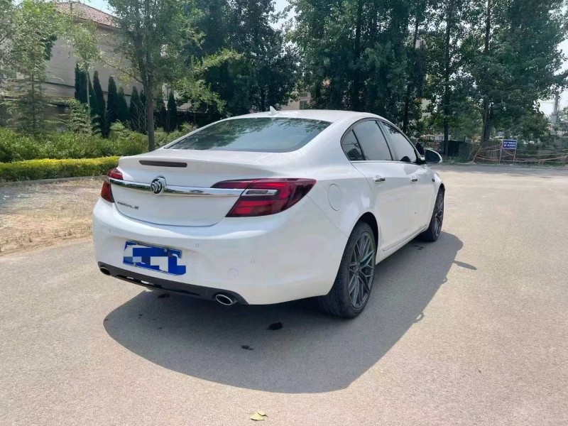 青岛15年别克君威7