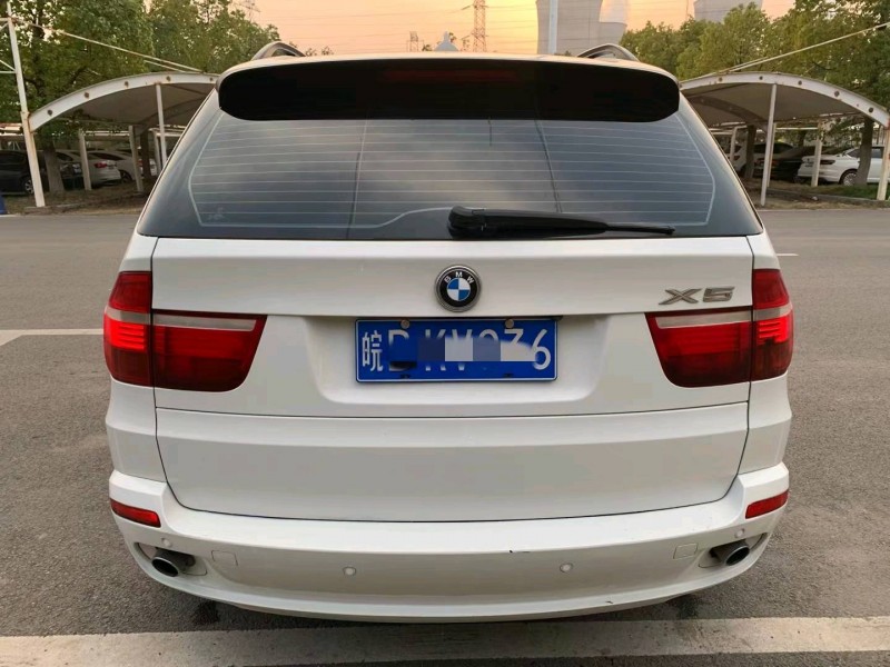 淮北09年寶馬X51