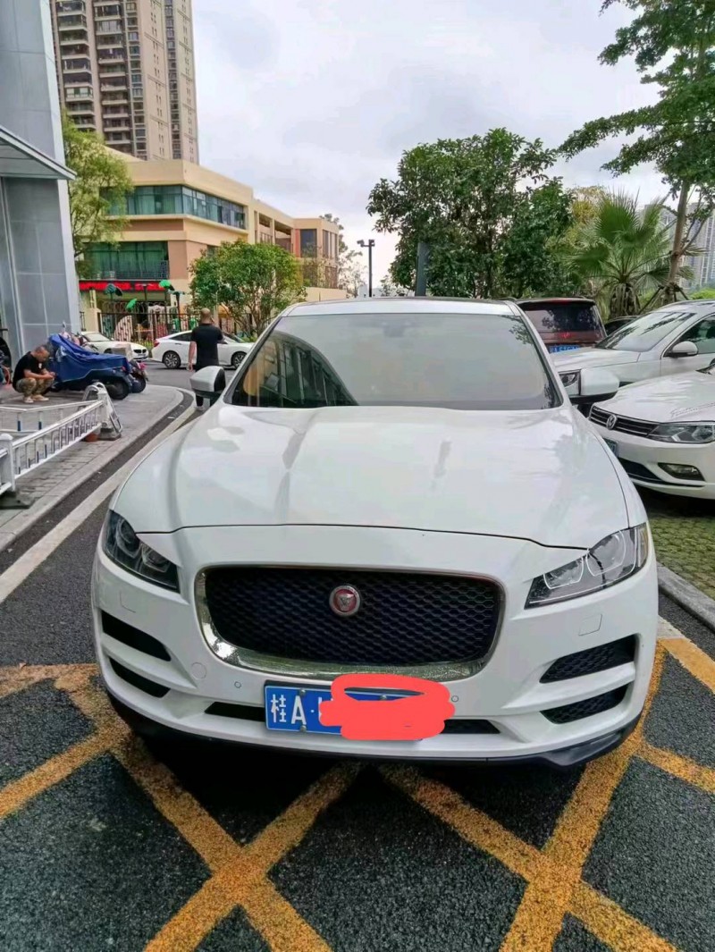 欽州17年捷豹F-PACE1