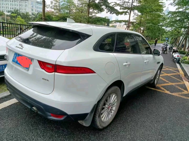 欽州17年捷豹F-PACE2