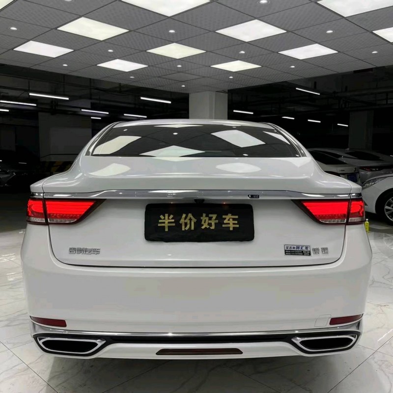 成都21年吉利博瑞5