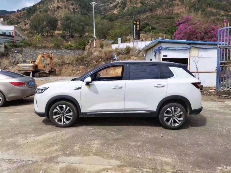 德陽21年五菱汽車星辰3
