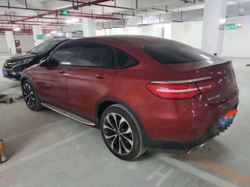 延安18年奔馳GLC4