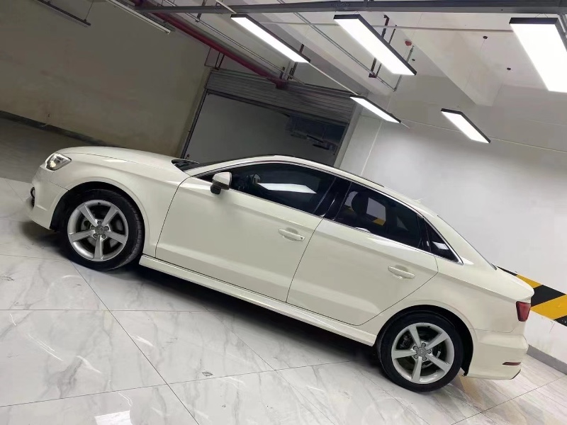 成都14年奧迪A33