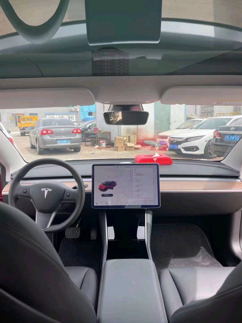 鞍山21年特斯拉MODEL 36