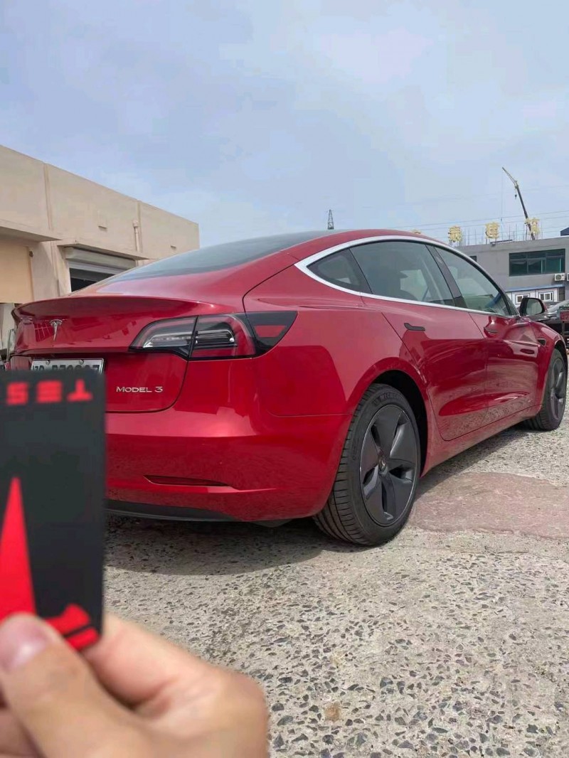 鞍山21年特斯拉MODEL 37