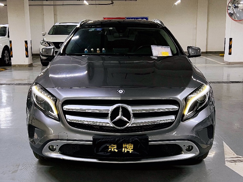 北京16年奔驰GLA1
