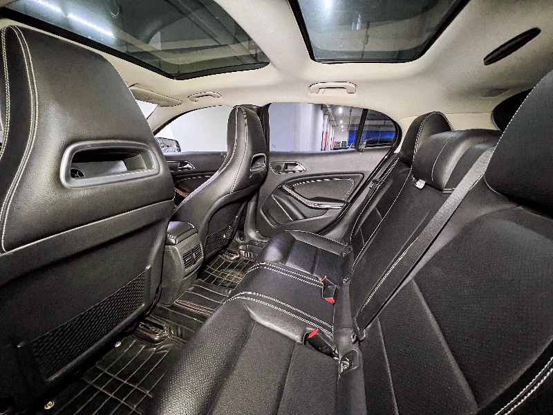 北京16年奔驰GLA8