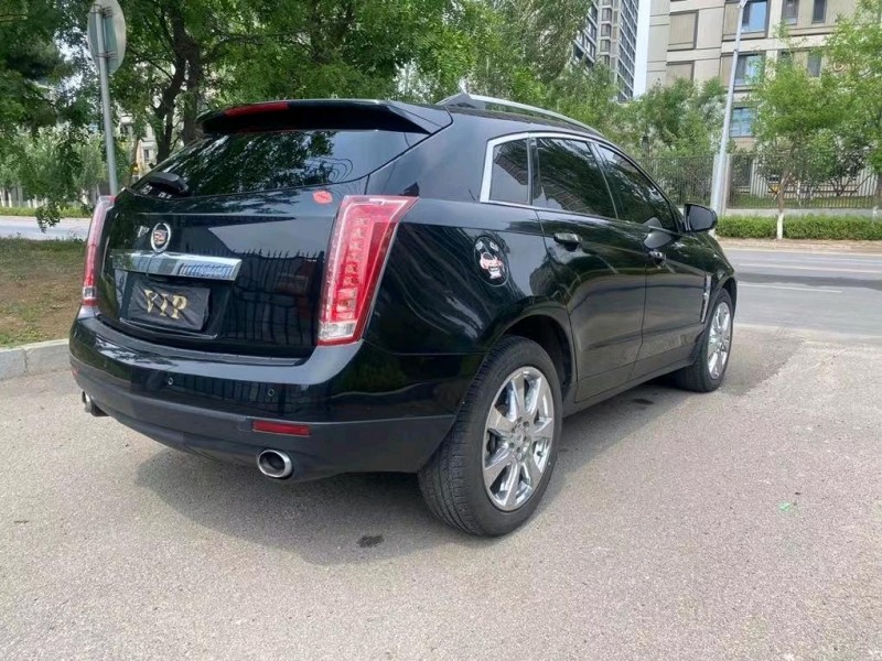 沈陽11年凱迪拉克SRX6