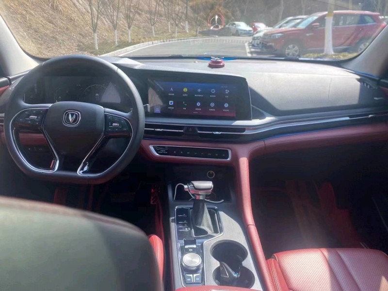 北京20年長安汽車CS757