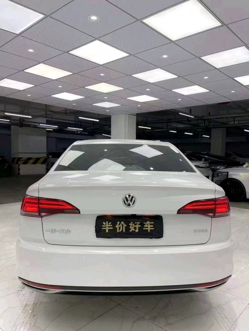 成都20年大眾寶來5