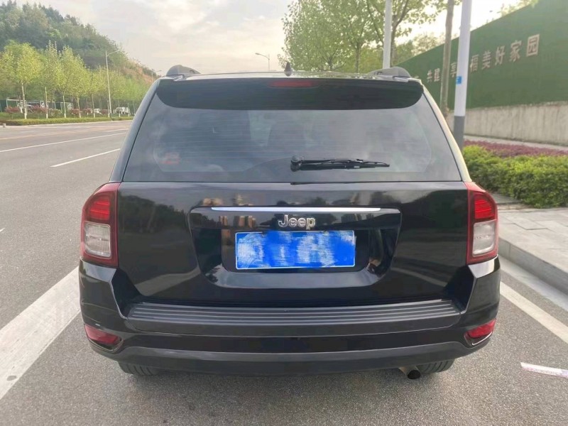 鄂州14年Jeep指南者3