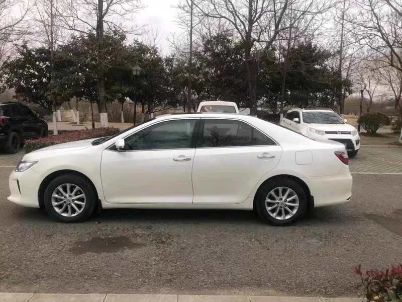 徐州16年丰田凯美瑞2