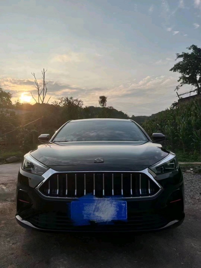 重慶21年江淮思皓A51