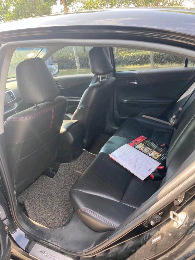 徐州15年本田雅阁5