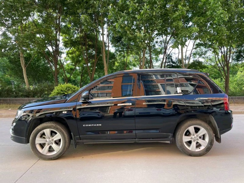 邢臺14年Jeep指南者2