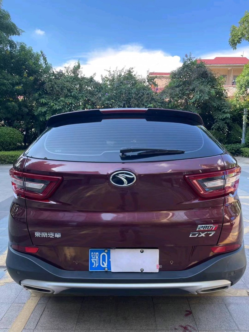 佛山19年東南汽車DX72