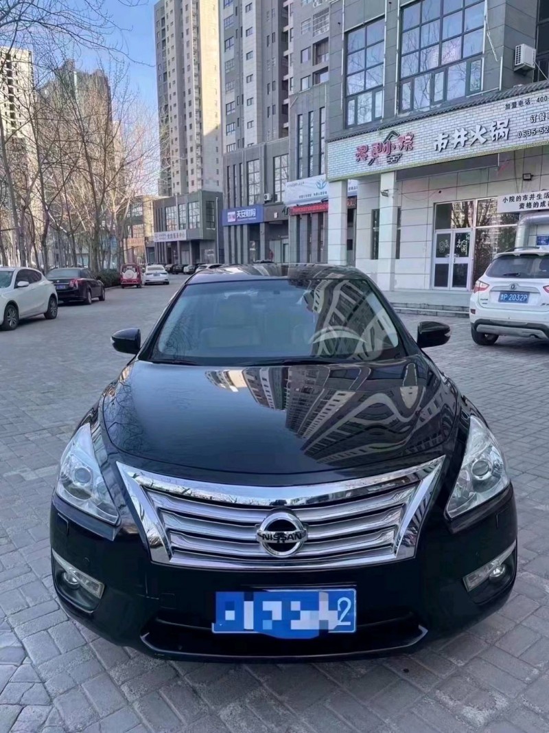 煙臺13年日產天籟1