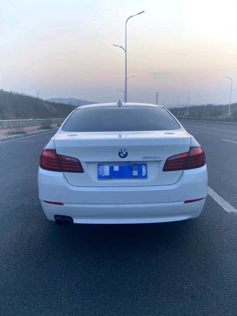 銅陵13年寶馬5系4