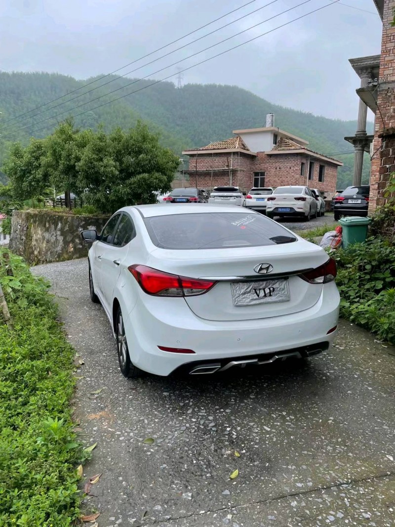 萍鄉16年現代朗動2