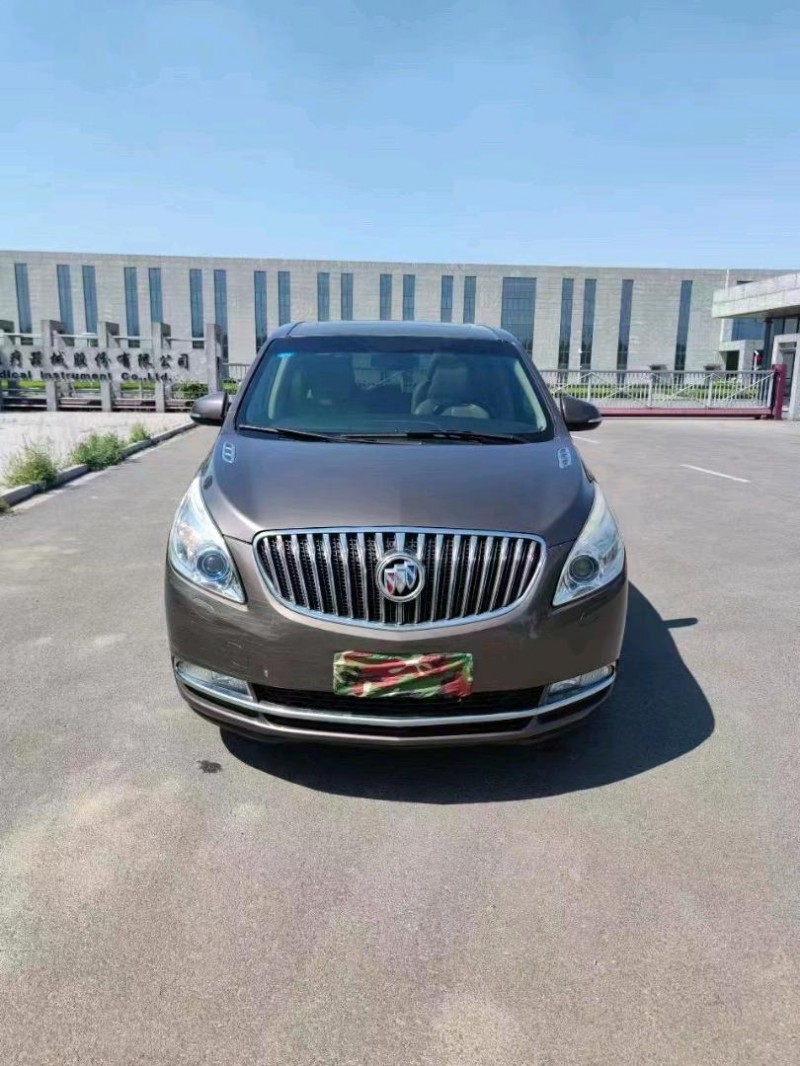 青岛15年别克GL81