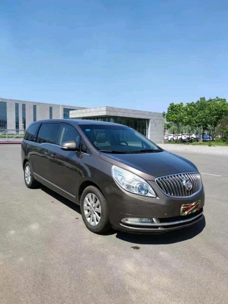 青岛15年别克GL86