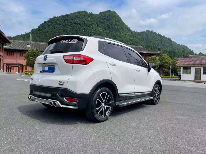 重慶16年長安汽車CS157