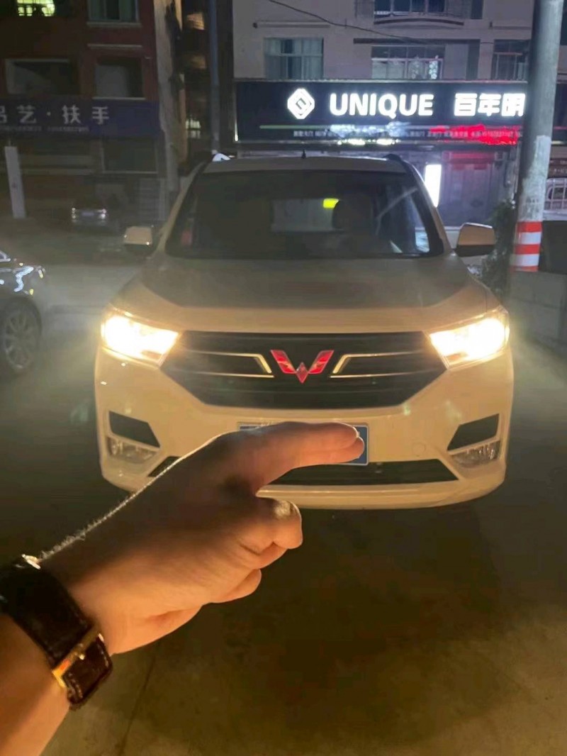 衡陽20年五菱汽車宏光5
