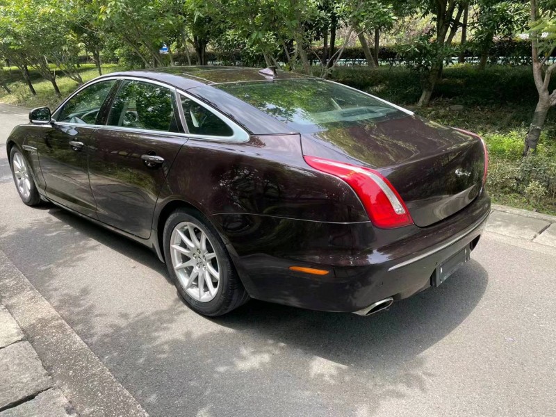 紹興13年捷豹XJ7