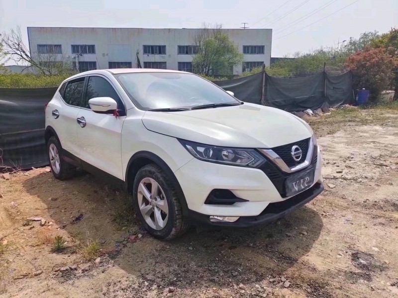 青島19年日產逍客3