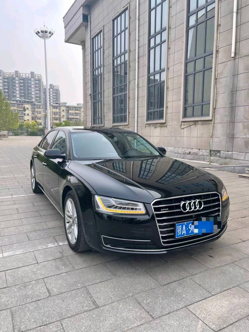 唐山16年奧迪A8L3