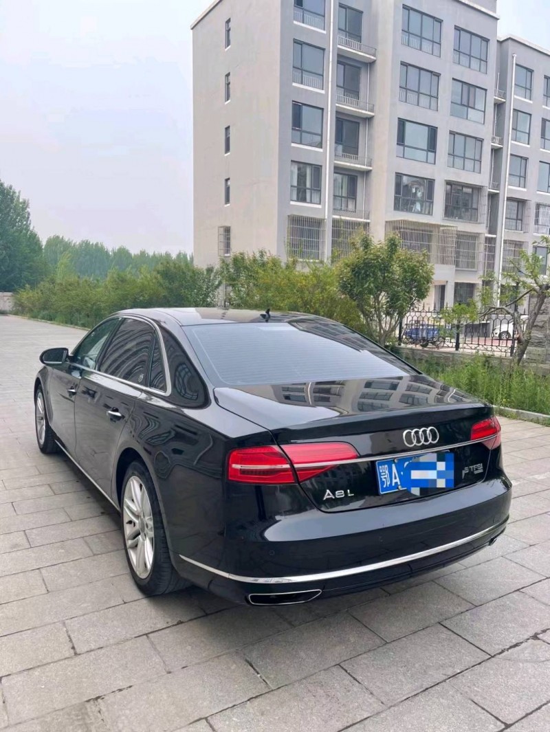 唐山16年奧迪A8L7