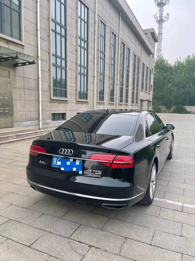 唐山16年奧迪A8L8