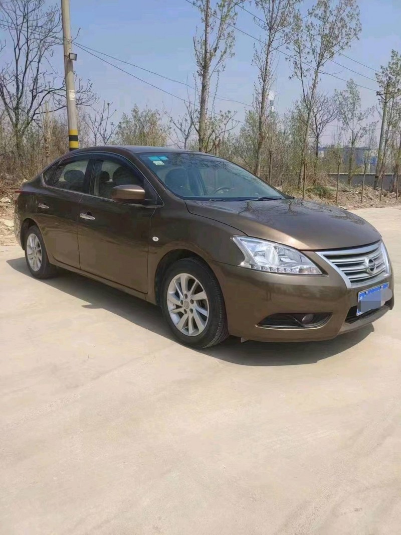 鶴壁15年日產軒逸8