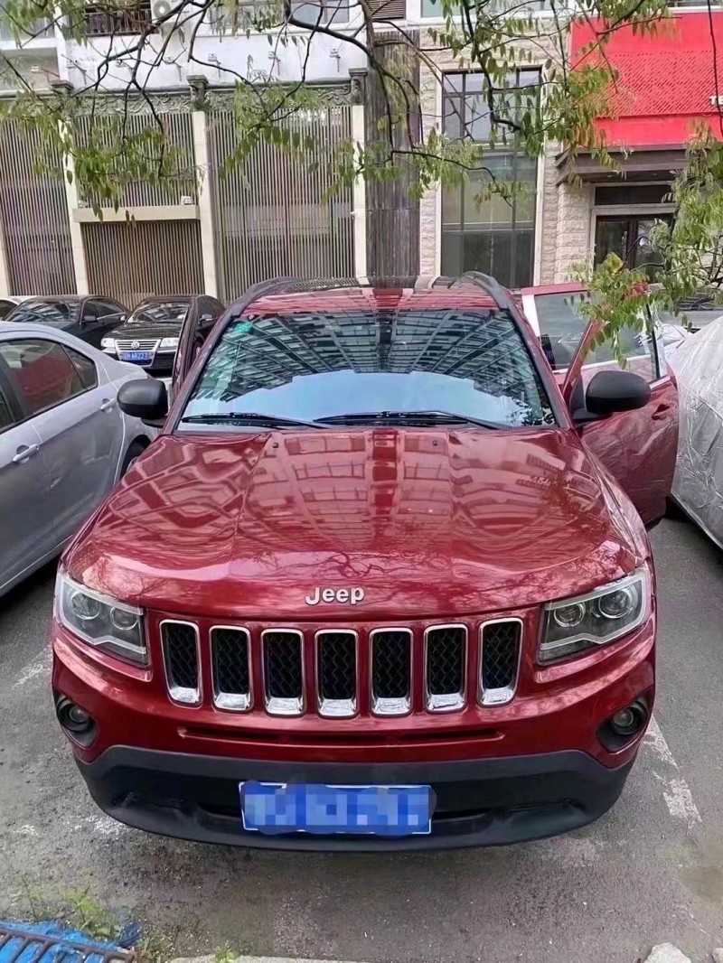 錦州12年Jeep指南者2
