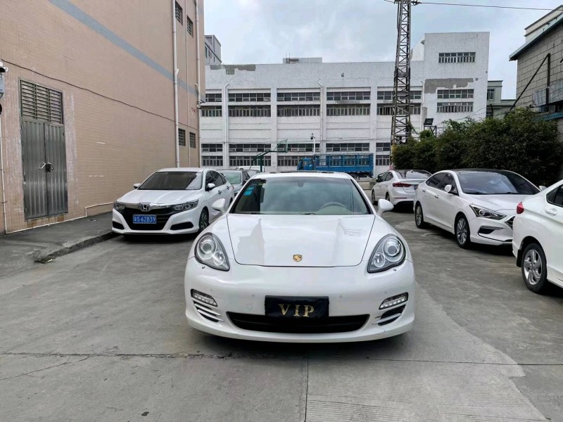 廣州13年保時捷帕拉梅拉2
