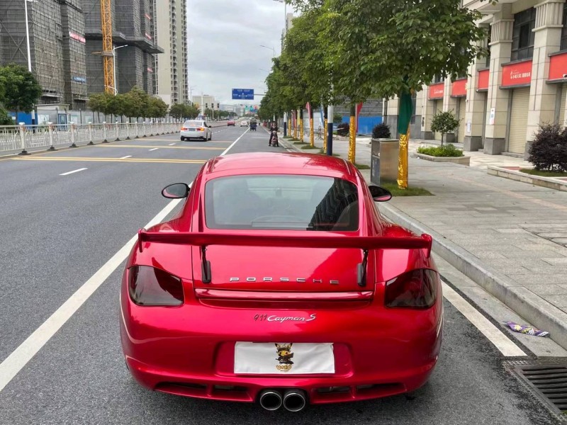 廣州11年保時捷卡曼9