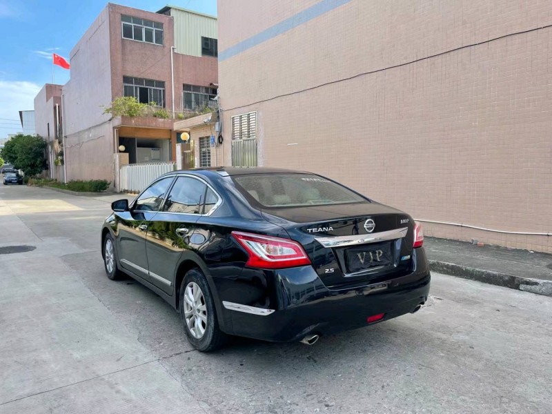 廣州14年日產天籟5