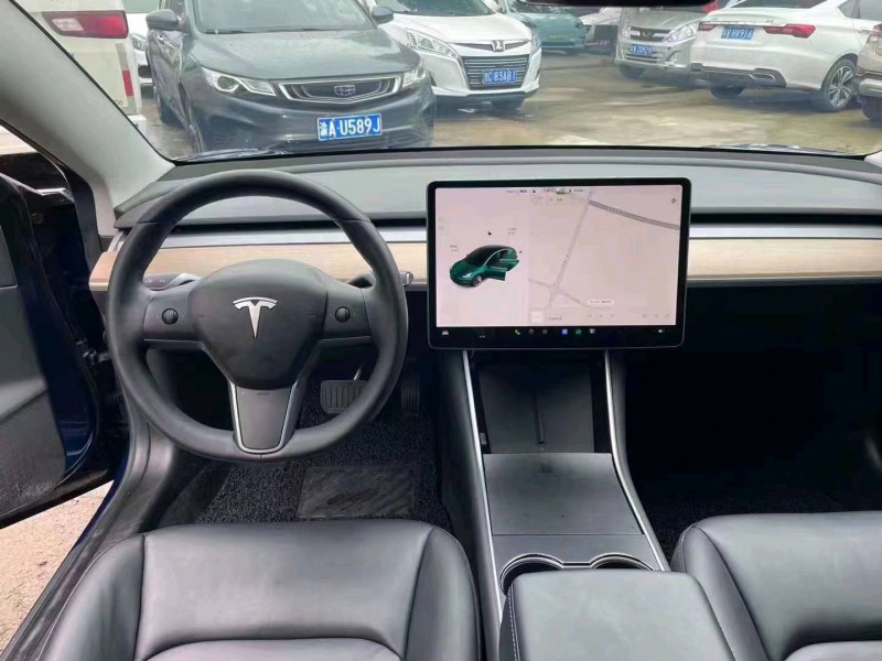重慶20年特斯拉MODEL 34