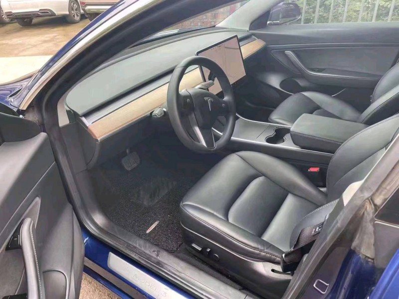 重慶20年特斯拉MODEL 37