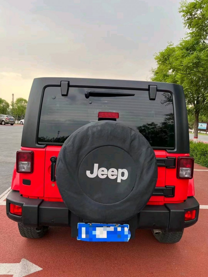 鄂爾多斯13年Jeep牧馬人7