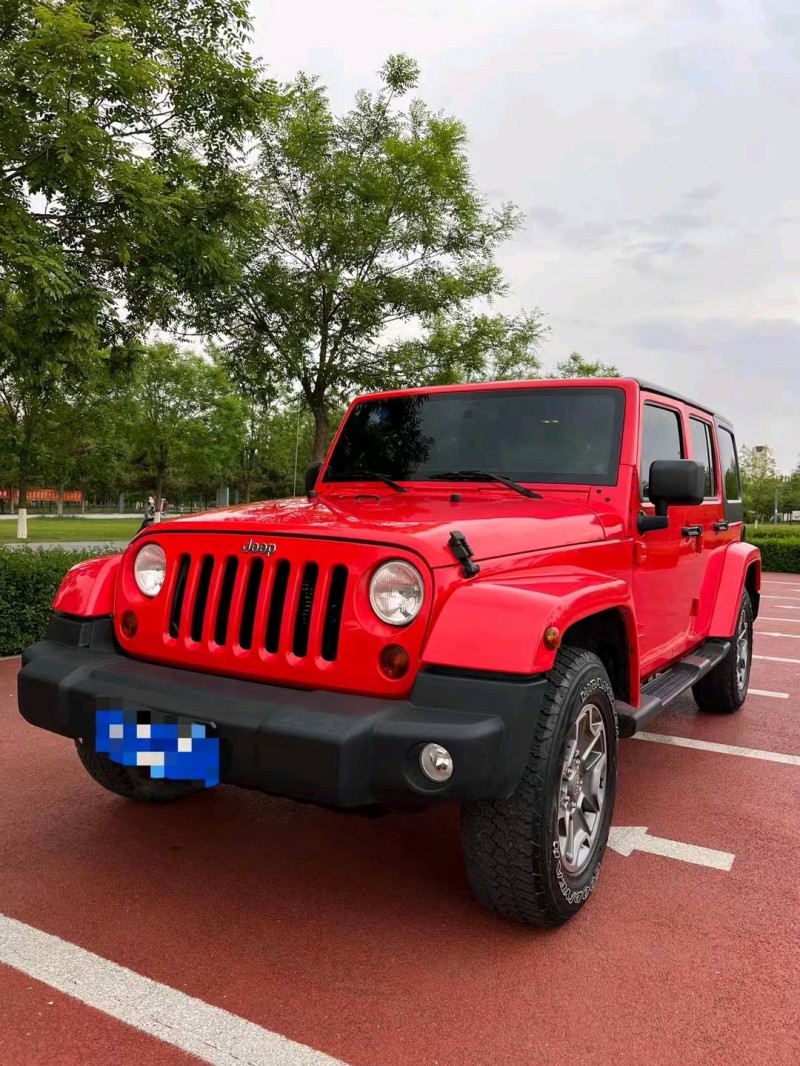 鄂爾多斯13年Jeep牧馬人8