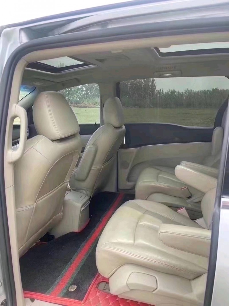 青岛16年别克GL84