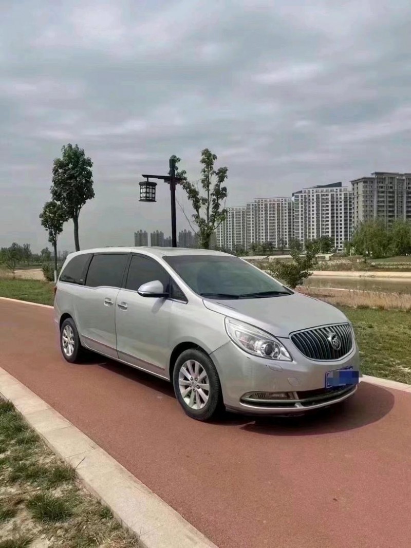 青岛16年别克GL87