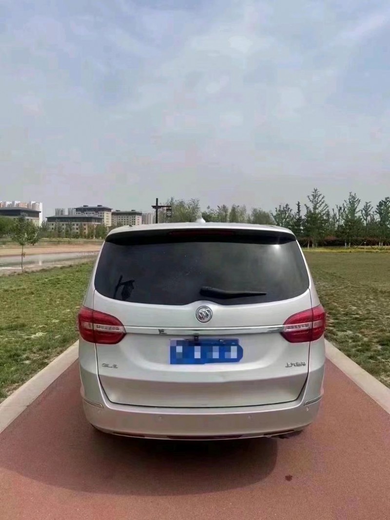 青岛16年别克GL89